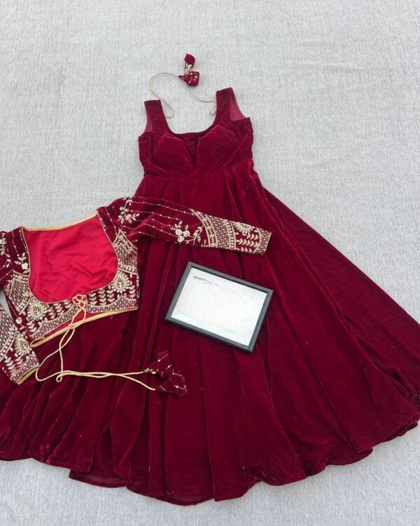 Velvet Elegance with Sequin Embellishments | Red - Image 4