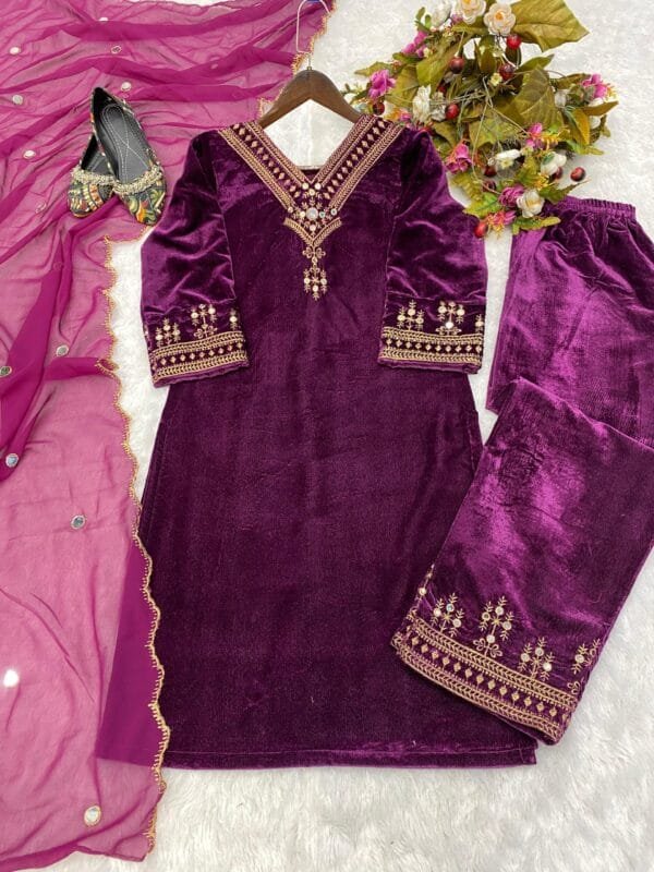 Velvet Kurta Set with Sequin Embroidery and Real Mirror Magic | Pink - Image 3