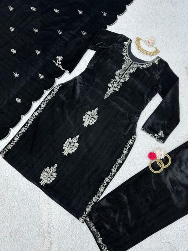 Velvet Elegance Unleashed: Luxurious Thread Work Ensemble - Image 10