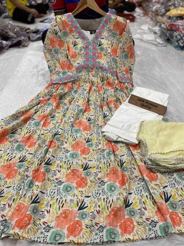 Printed Alia Cut Muslin Top with Embroidery Kurta Set