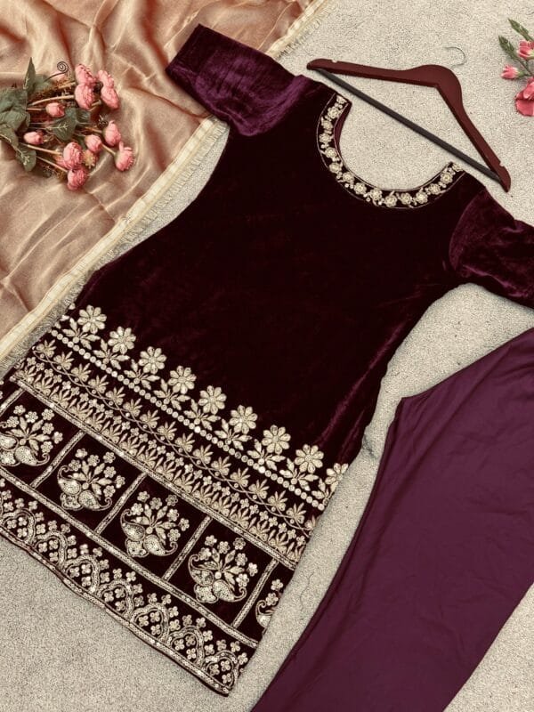 Velvet Embroidery Sequin Work Party Wear Kurta | Maroon - Image 4