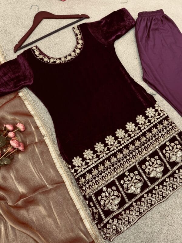 Velvet Embroidery Sequin Work Party Wear Kurta | Maroon - Image 6