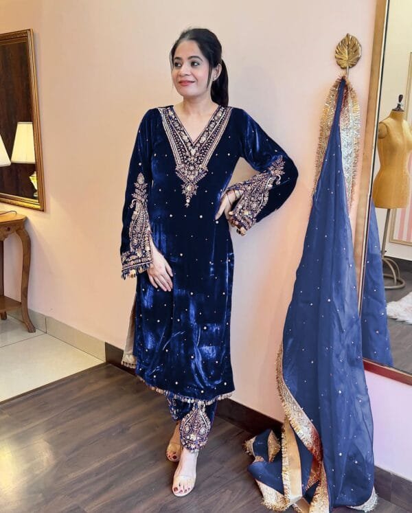 Velvet Elegance: Embroidered Bell Sleeve Ensemble with Fancy Details | Blue