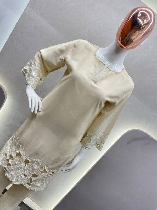 Designer Exclusive New Heavy Chinon Fabric Coordinate Set with Embroidery Work - Image 4