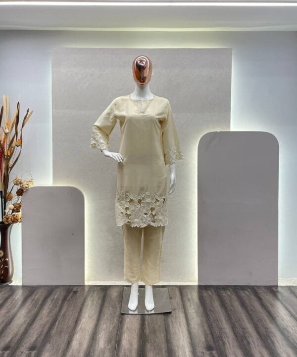 Designer Exclusive New Heavy Chinon Fabric Coordinate Set with Embroidery Work - Image 2