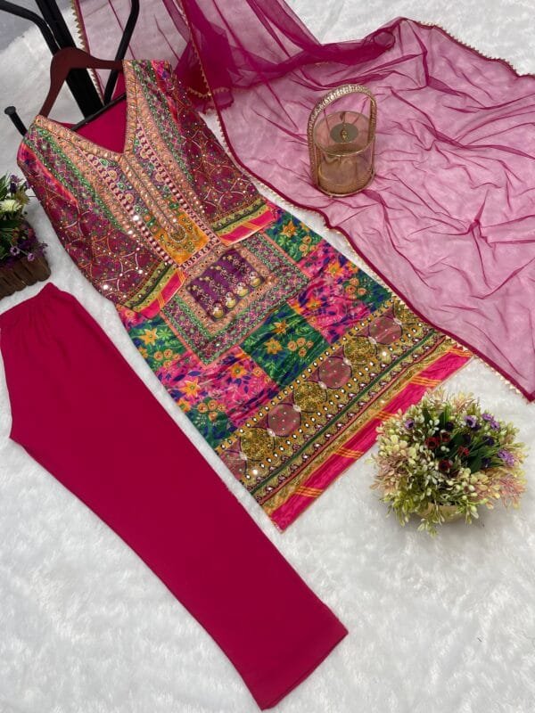 Elegant 3-Piece Fancy Kurti with Pant and Beautiful Dupatta Set - Image 4