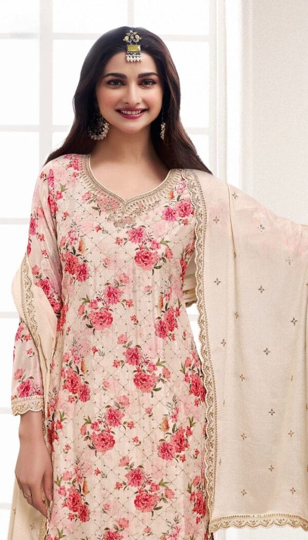 Fancy Embroidery and Sequins Work Kurti-Plazzo with Dupatta – Elegant New Collection - Image 3