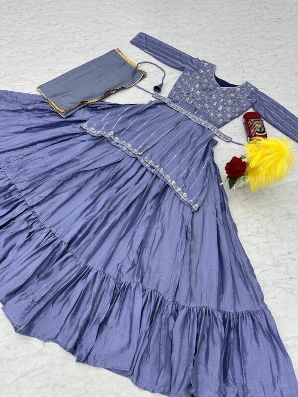 Elegant Festival Crop Top and Lehenga Set with Dupatta in 3 Colors - Image 7
