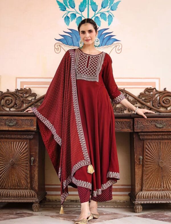 Graceful Heavy Rayon Set with Dupatta and Embroidery Work in 7 Colors - Image 3