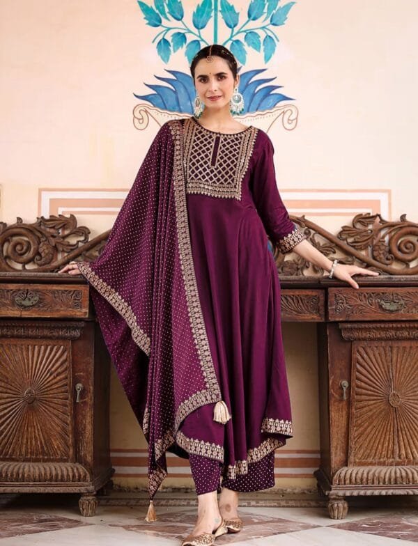 Graceful Heavy Rayon Set with Dupatta and Embroidery Work in 7 Colors - Image 7