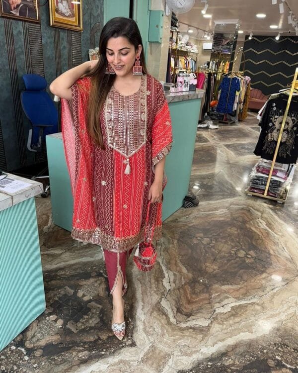 Elegant and Modern Women's Kaftan-Dhoti Set in Red