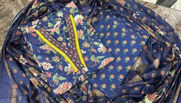 Floral Print Kurti, Pant, and Dupatta Set in 4 Colors - Image 4