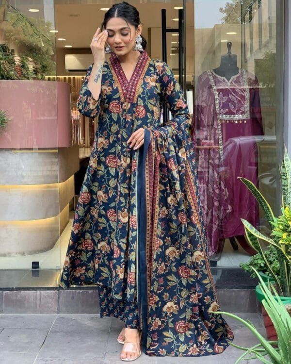 Floral Print Kurti, Pant, and Dupatta Set in 4 Colors - Image 3
