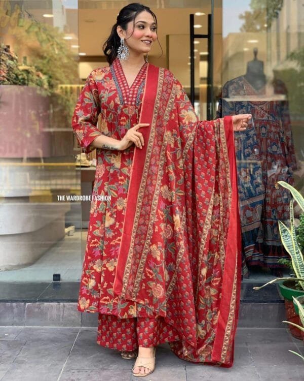 Floral Print Kurti, Pant, and Dupatta Set in 4 Colors - Image 13
