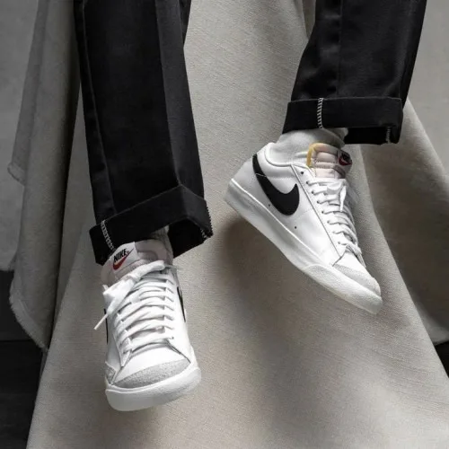 Men's Nike Blazer 77 Vintage Low White Sneakers - Image 5