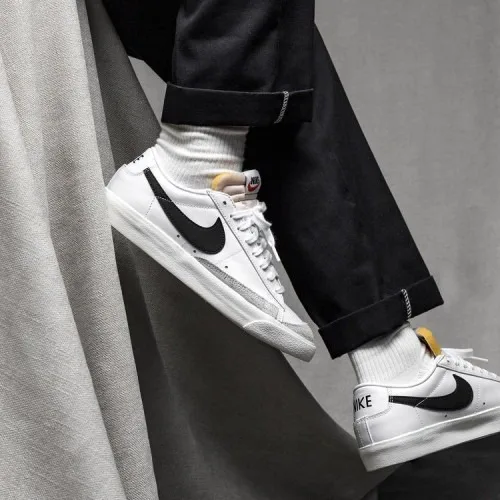 Men's Nike Blazer 77 Vintage Low White Sneakers - Image 7