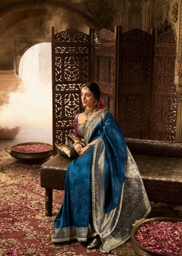 Elegant KIRA Kalaya Silk Saree in 3 Colors - Image 8